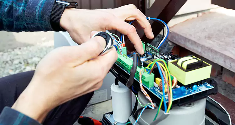 Automatic Driveway Gate Repair in Davie, FL