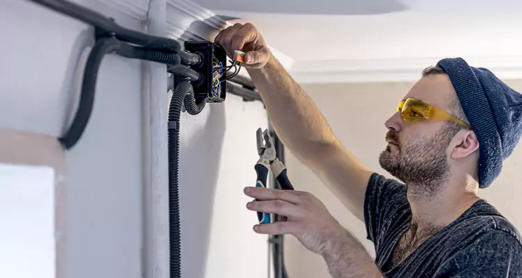 Garage Door Opener Cable Repair in Davie, FL