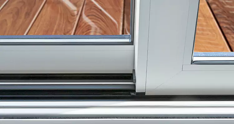 Patio Doors Leaking Water Issue Repair Services in Davie, FL