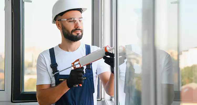 Retractable Screens Repair for Patio in Davie, FL