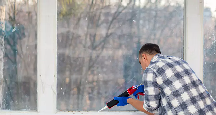 Quality Sliding Shower Door Repair for Closing Issues in Davie, FL