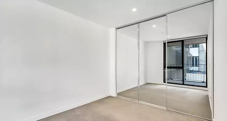 Why Homeowners Choose Us for Sliding Mirror Door Replacement in Davie, FL