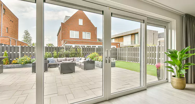 Best Sliding Screen Door Replacement Company in Davie, FL