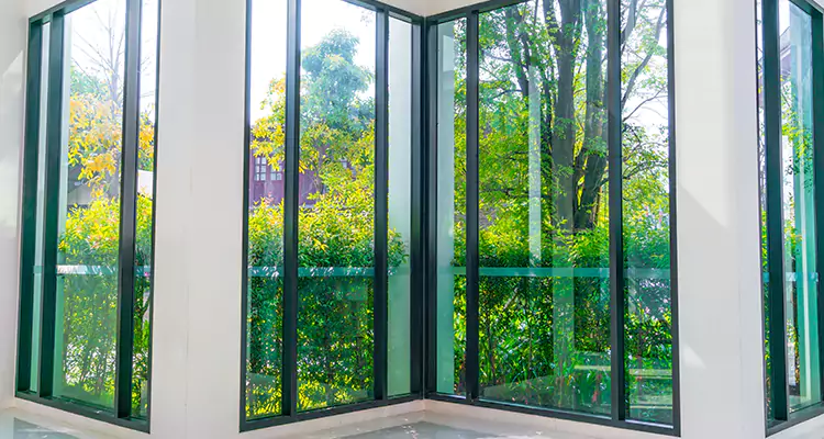 Emergency Balcony Door Glass Repair in Davie, FL