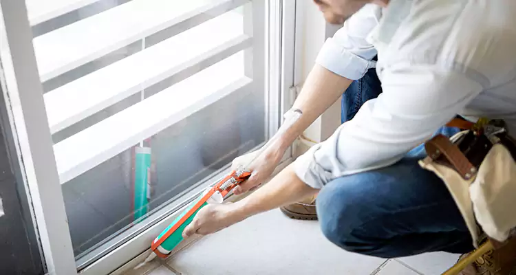Dap Window Caulk Repair in Davie, FL